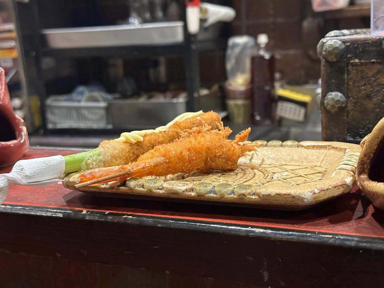 没吃上排长队的大阪烧，只能吃炸串了